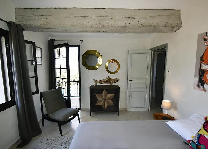 Capocio كافالير سور مير